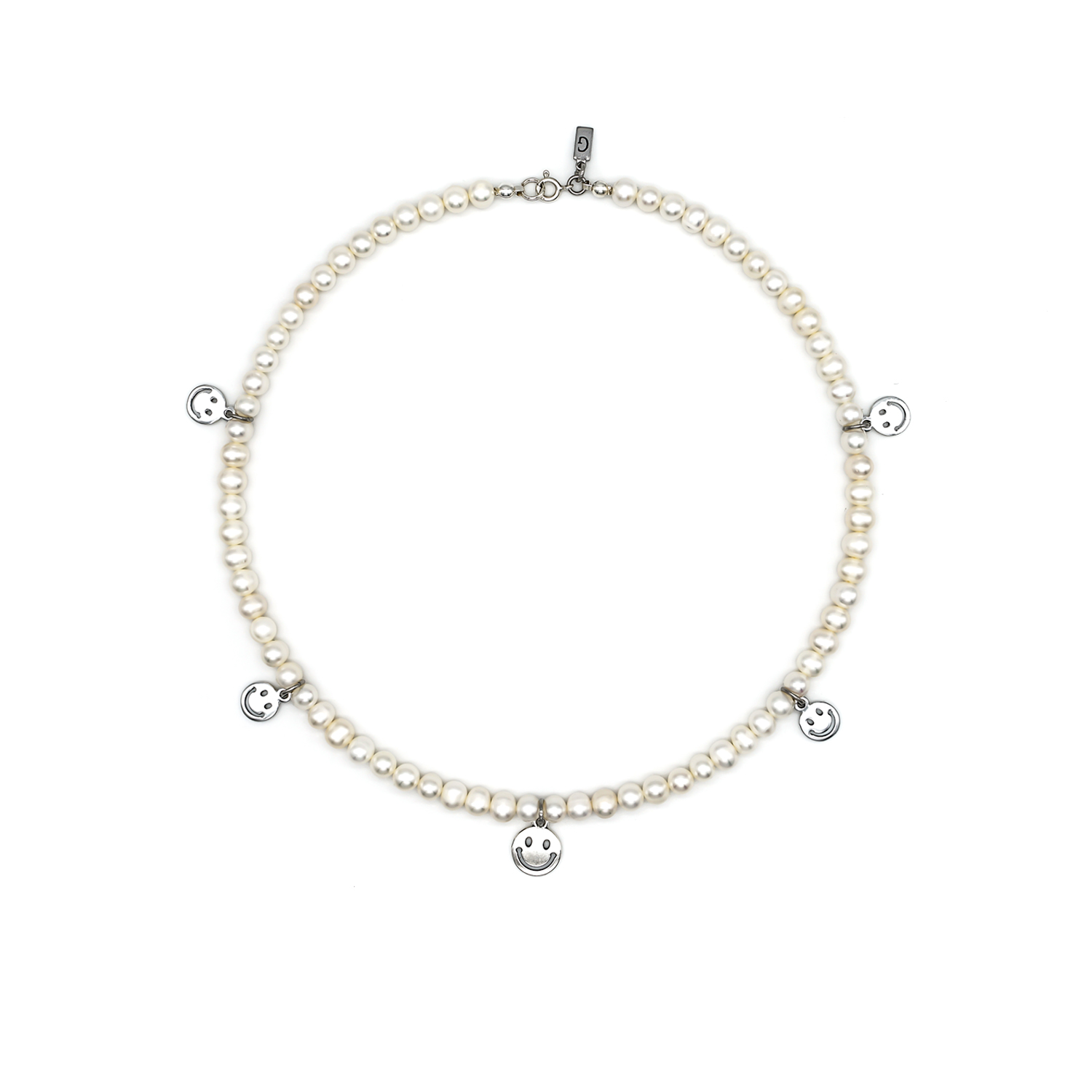 super_smiley_pearl_necklace_1500x1500_01